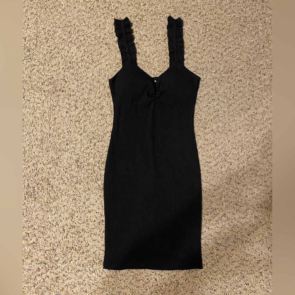 FASHION NOVA BLACK DRESS
